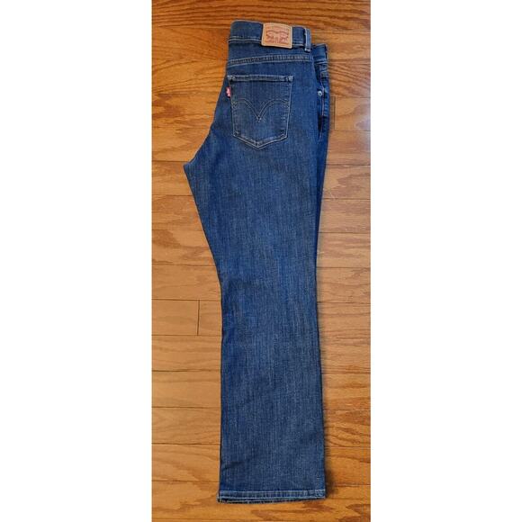 Levi's Jeans Women 10S Short Bootcut Mid Rise Medium Wash Denim - Picture 14 of 16